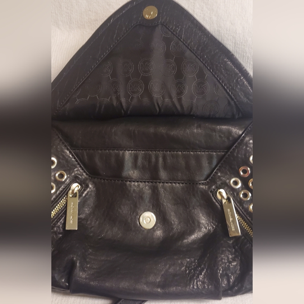 Michael Kors Black Leather Shoulder Bag And Wallet With Silver Accents - Picture 7 of 8